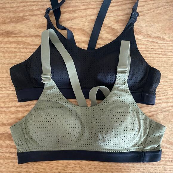 Lot of Two Victoria's Secret Sport Lightweight Sports Bras 34A Strappy - Picture 1 of 4